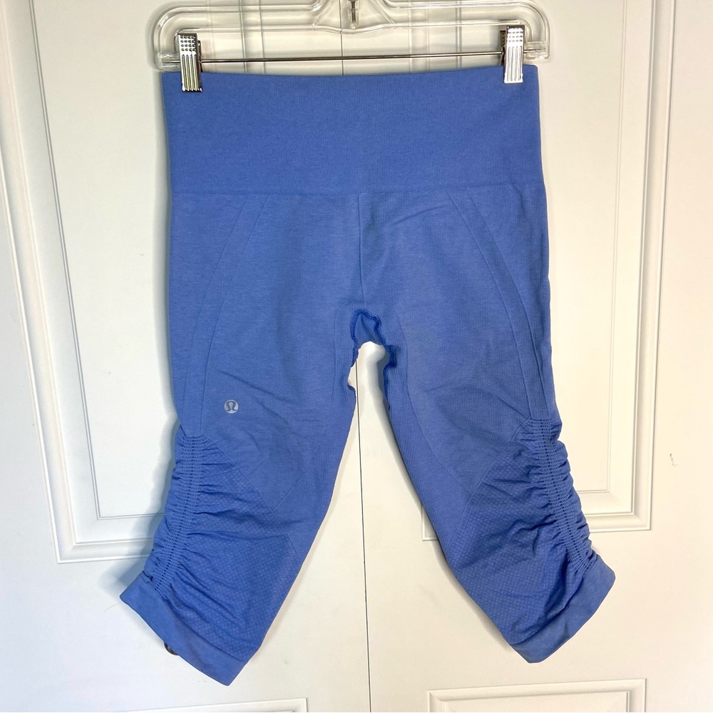 Lululemon In The Flow Crop II leggings size 6